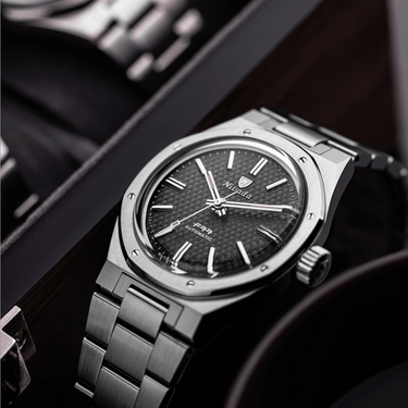F77 Black No Date - Nivada Grenchen